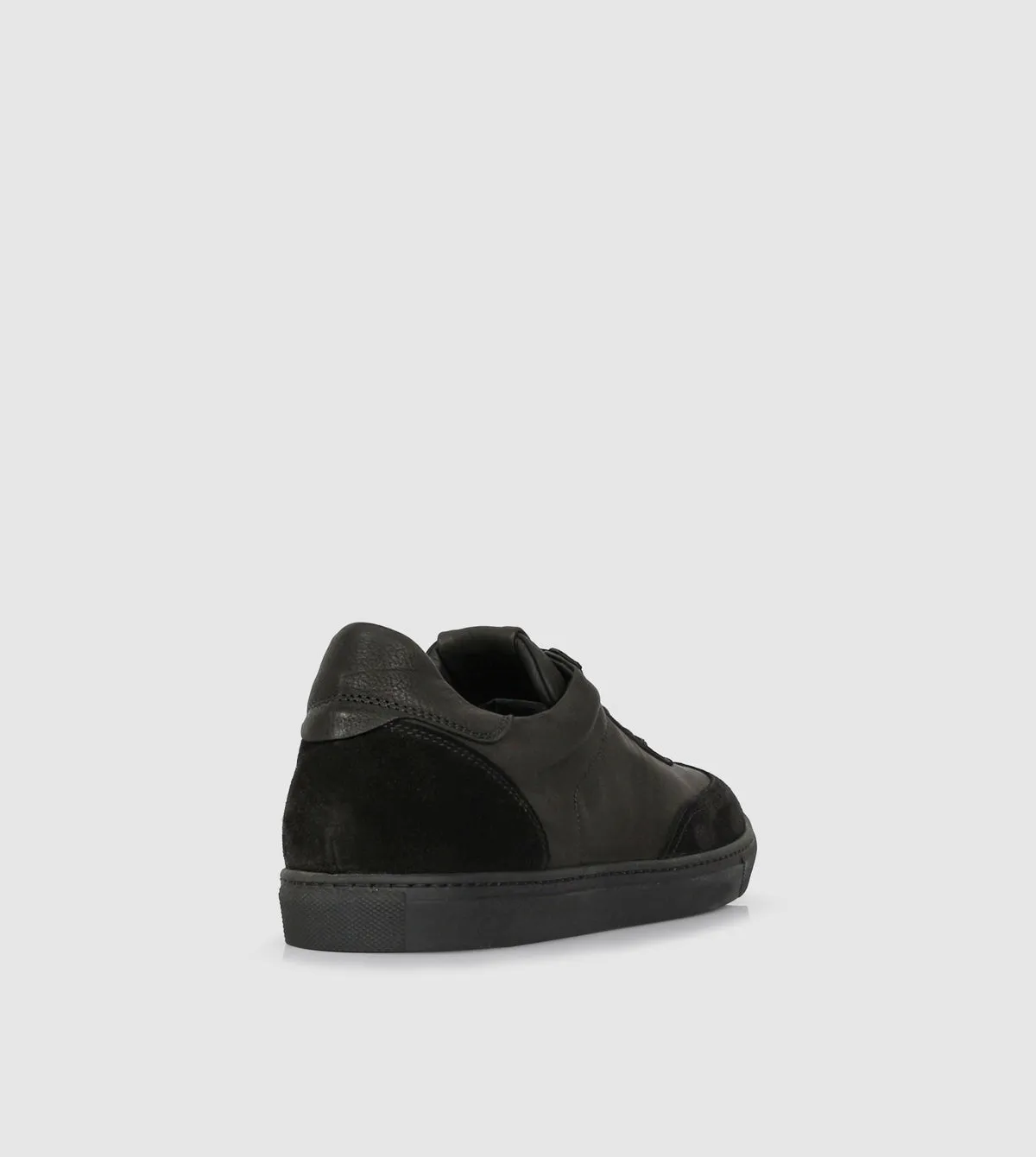 Lennards Low Top sneakers by Brando